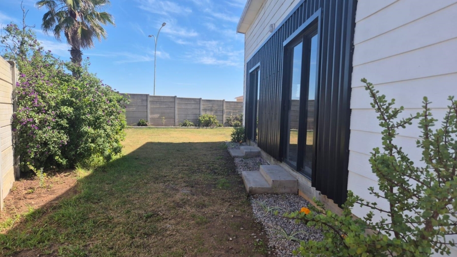 To Let 1 Bedroom Property for Rent in Heiderand Western Cape